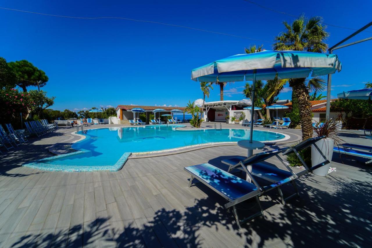 Hotel Residence Le Playe Santa Domenica  Buitenkant foto