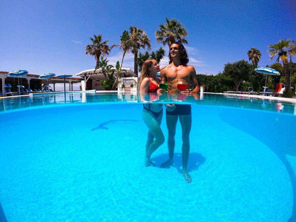 Hotel Residence Le Playe Santa Domenica  Buitenkant foto