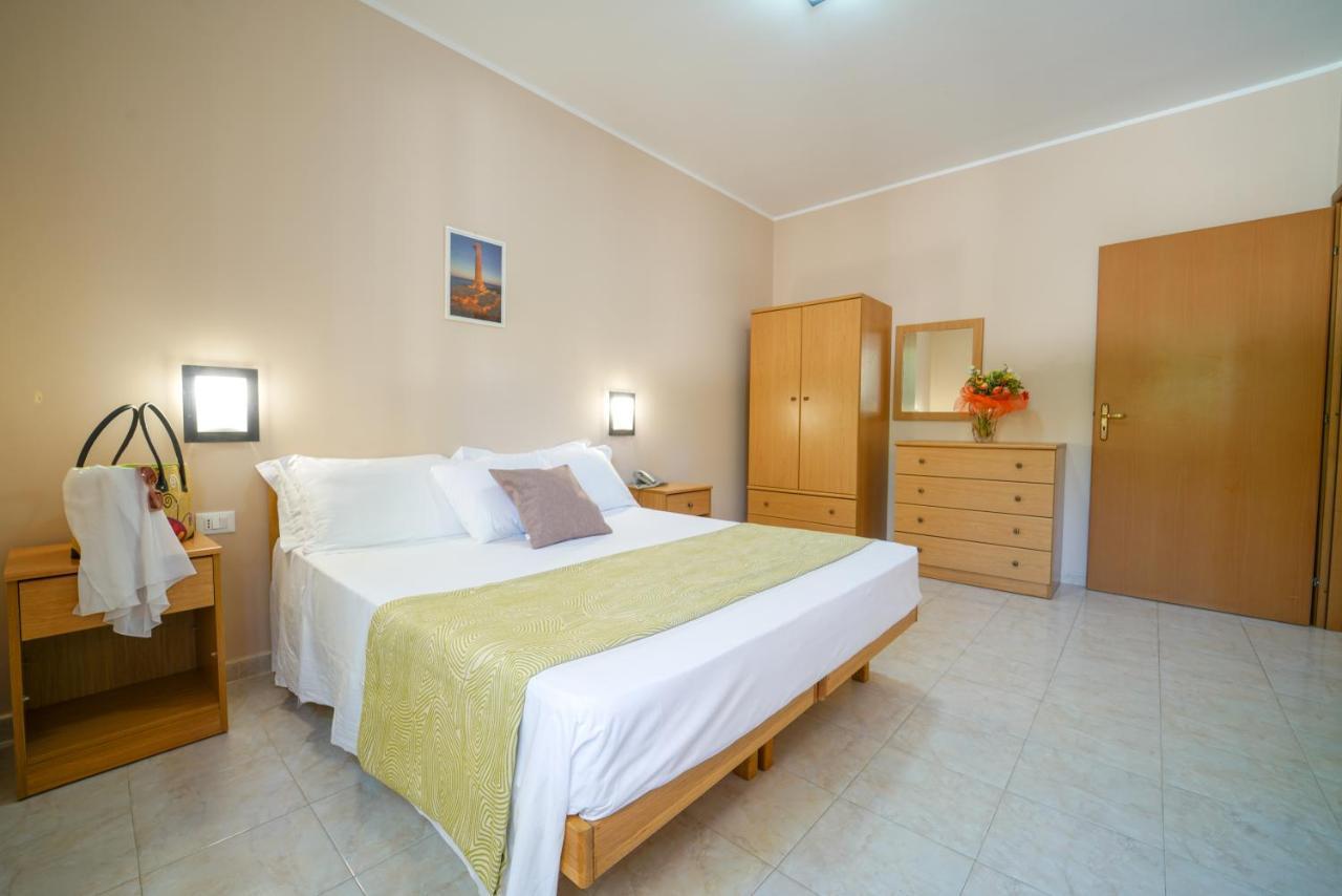 Hotel Residence Le Playe Santa Domenica  Buitenkant foto